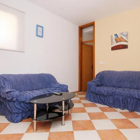 10191a Apartment